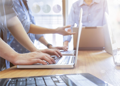 廈門討債網(wǎng)非法釀苦果 癡情女被判還巨款